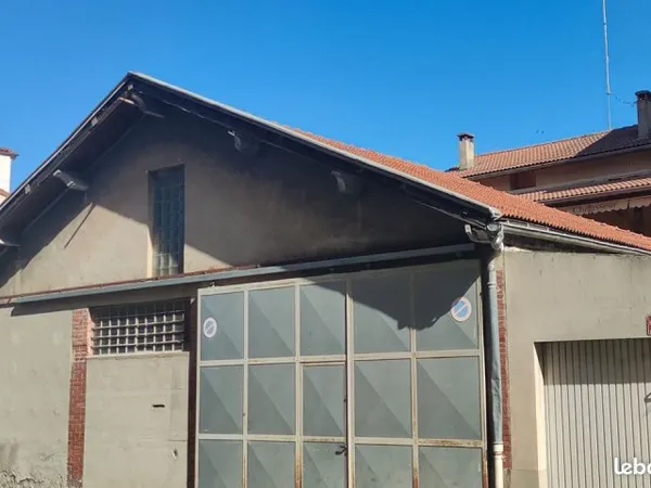 Entrepôt 148 m² ROMANS SUR ISERE