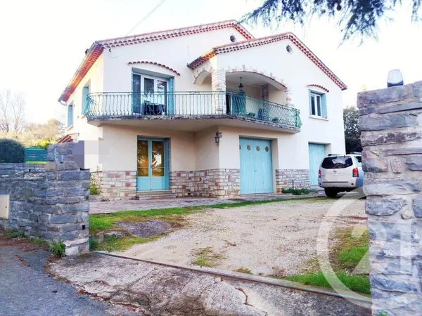 Maison 6 pièces 250 m²