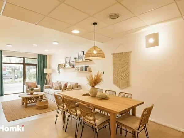 Maison de ville polyvalente — 3 usages possibles, 1 emplacement idéal