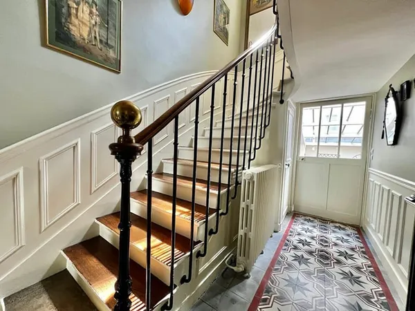 Maison Paris 13 pièce(s) 288.56 m2
