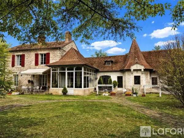 Maison 6 pièces 140 m²