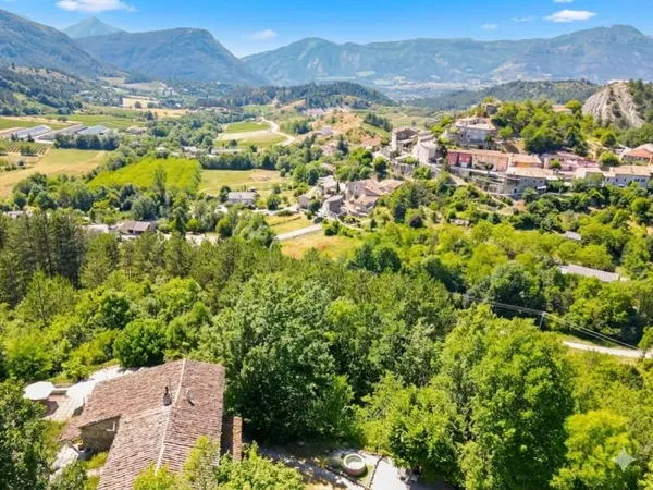 Propriété 5 pièces 120 m²