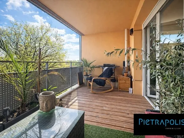 Rillieux-la-Pape - Secteur Crépieux T3 de 68 m² avec balcon,
