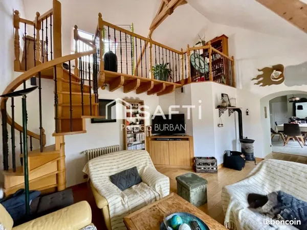 Propriété 6 pièces 120 m²