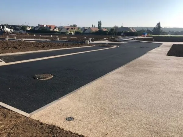 Terrain 308 m²