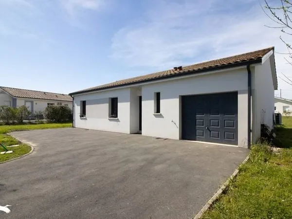 Maison de plain-pied 4 pièces 97 m²