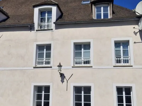 Bâtiment 1135 m²