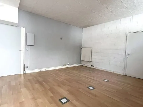 Commerce 53 m² à Rueil-Malmaison