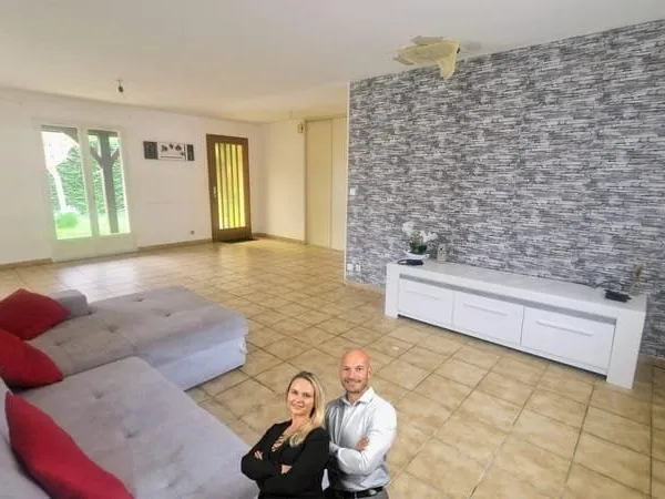 Maison de plain-pied 114 m² avec piscine