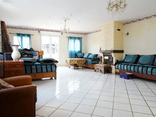 Maison 4 pièces 162 m²