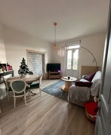 Appartement 52 m² - 3 pièces - SEMUR-EN-AUXOIS - 530 / mois