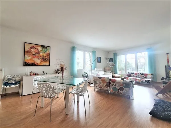 Spacieux Appartement 5 Pièces 117 m² Courbevoie+ Verranda+Terrasse +Cave