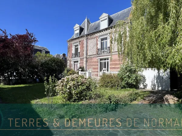 Maison bourgeoise 11 pièces 265 m²
