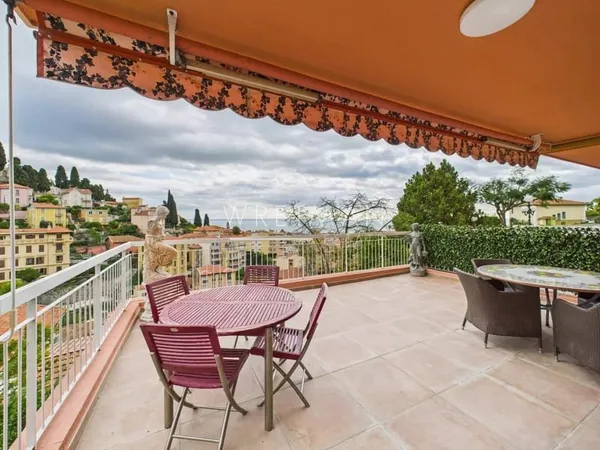 Appartement 3 pièces avec terrasse, cave et parking, vue panoram