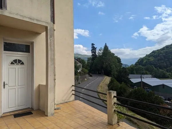 Bien immobilier de rendement Vente Lourdes   108600€