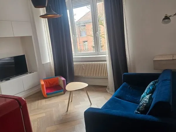 Studio meublé à Metz avec entrée individuelle à louer