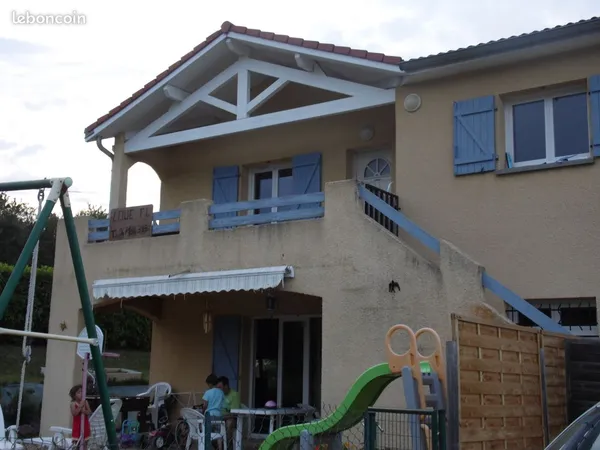 Maison avec 2 appartements