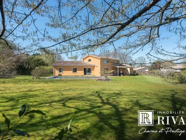 MAISON 147 M2 - GARAGE 41 M2 - TERRAIN 2216 M2