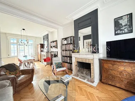 Maison 7 pièces 34 m²
