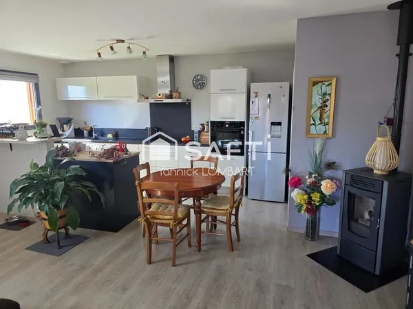 Maison de 2016, 90 m², 3 chambres