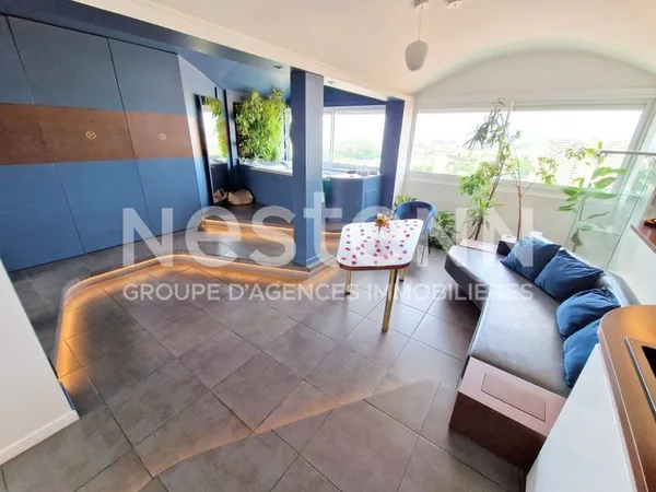 Immeuble commercial 3 pièces 85 m²
