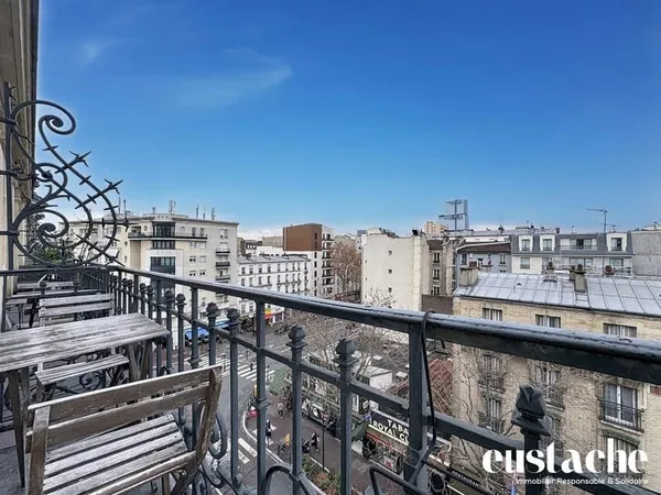 Bel appartement dans l'ancien avec balcon !