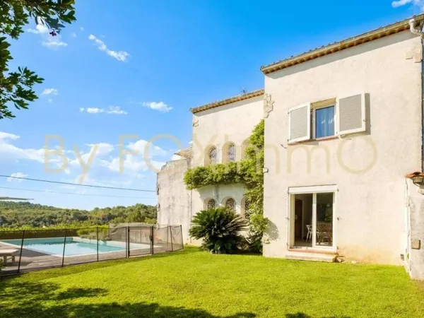 Maison de luxe 6 pièces 211 m²