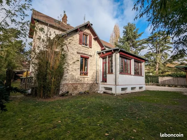Grande maison de caractère