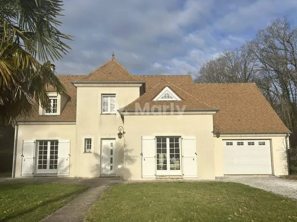 Maison 7 pièces 215 m²