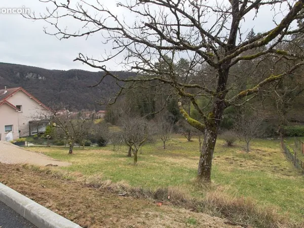 Terrain 1109 m² DELUZ