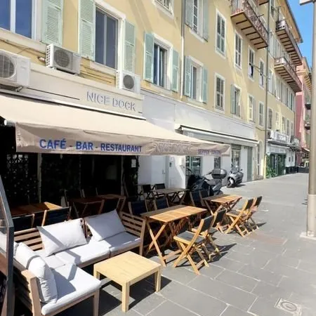 Restaurant 65 m² Nice