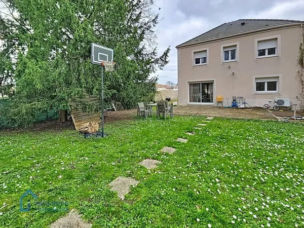 Maison 7 pièces 116 m²
