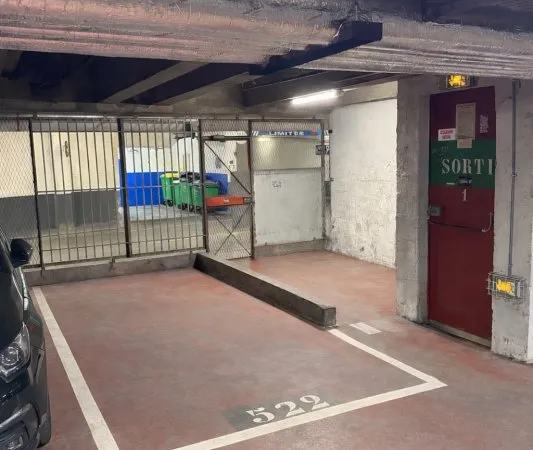 Loue place de parking