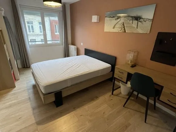 Appartement 4 pièces 12 m²