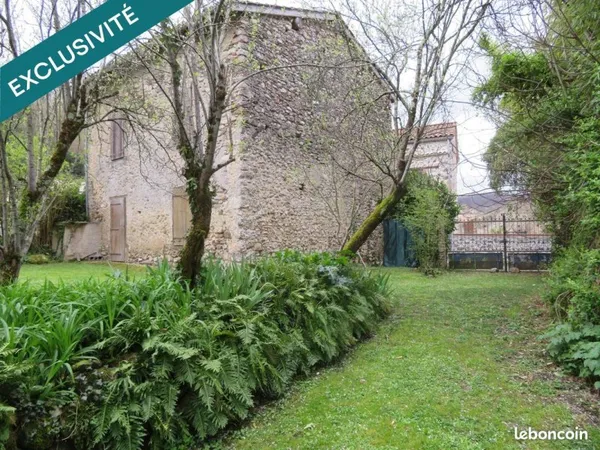 Local 2 pièces 95 m²