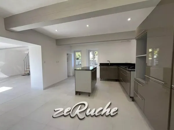 Maison de ville 6 pièces 142 m²