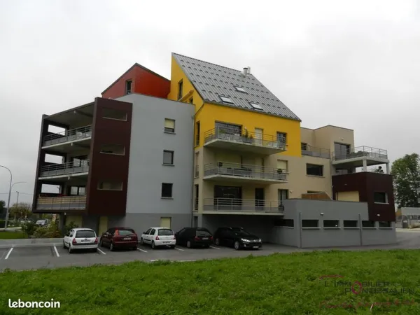 Studio 1 pièce 28 m²