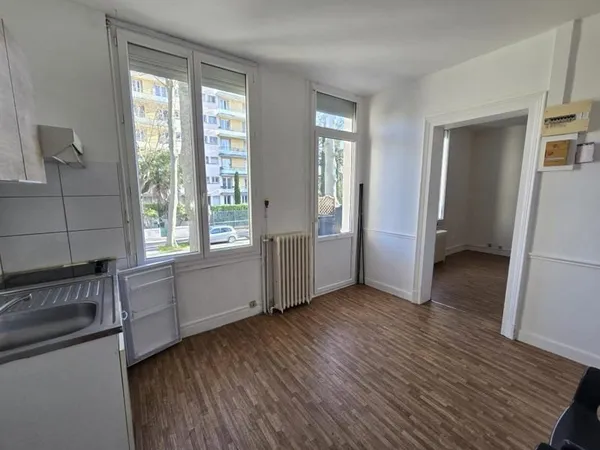 Immeuble 12 pièces