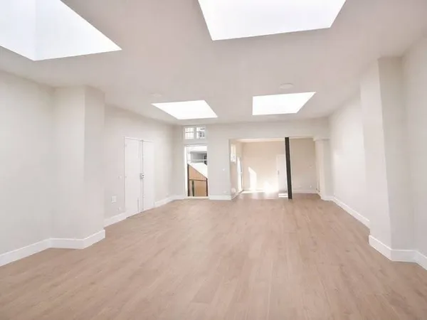 Bureaux 80 m²