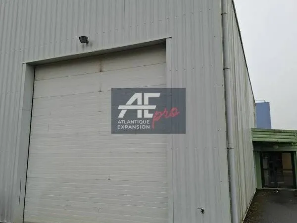 Local d'activité 540 m²