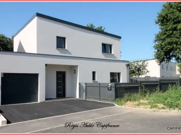 Maison contemporaine, 6 pièces à vendre à MONTREUIL LE GAST (35)