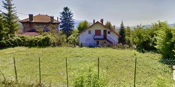 Terrain 395 m²