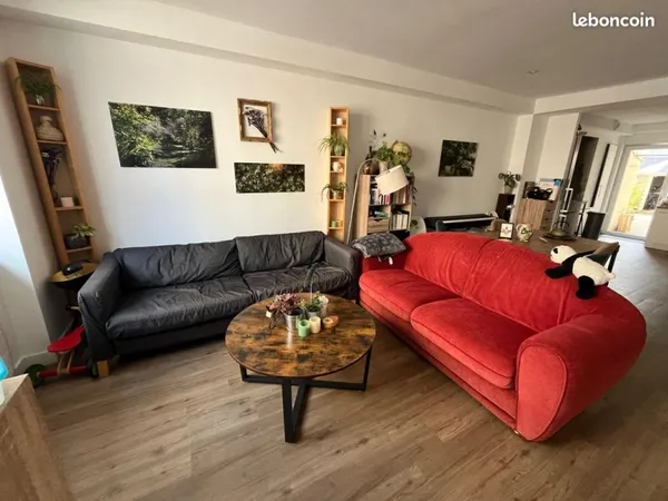 Maison de bourg à partager