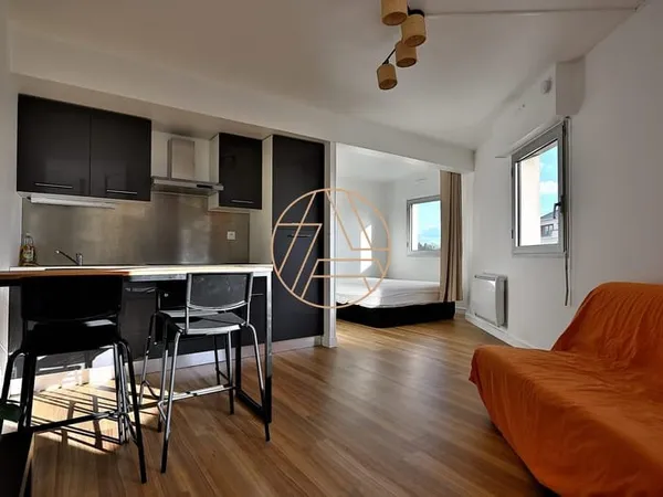 Studio 1 pièce 30 m²