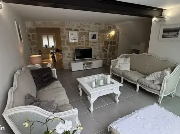 A vendre maison de village aux portes de la camargue