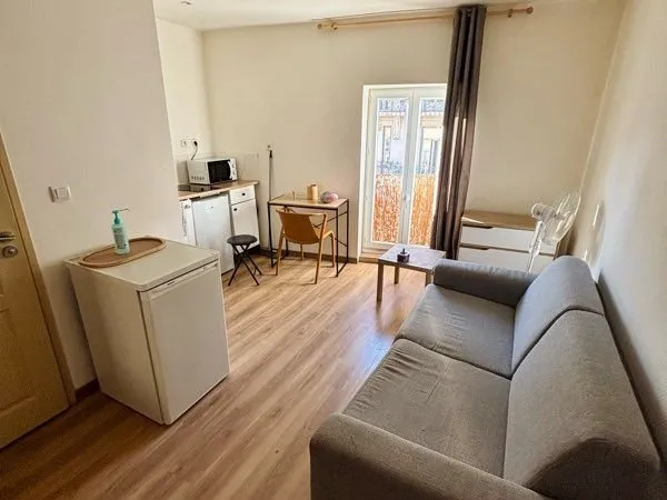 Studio meublé à louer