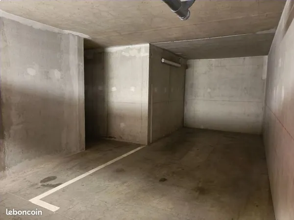 Parking Cartoucherie