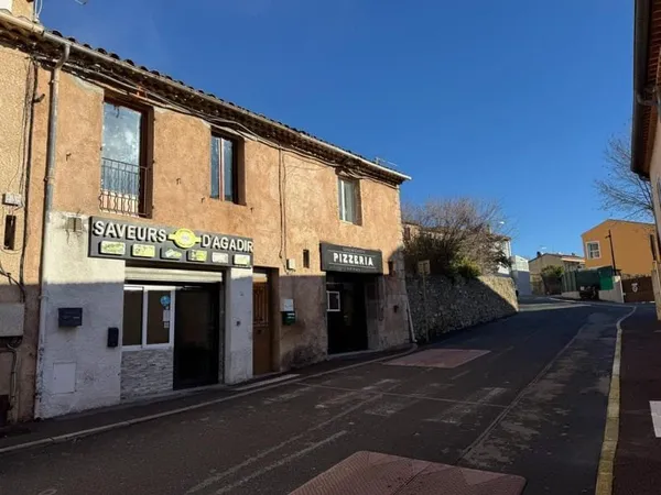 LORGUES, immeuble de rapport locatif