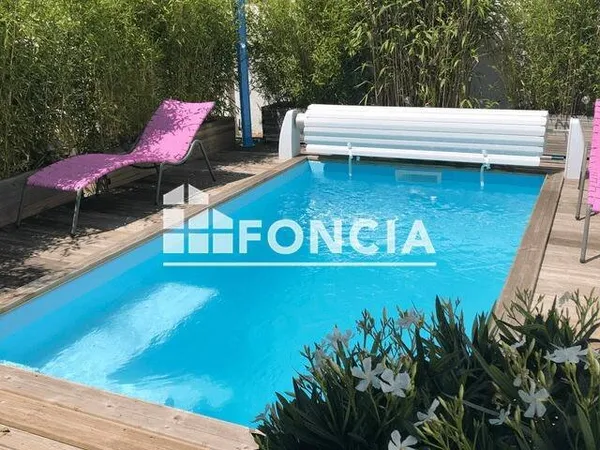 Maison 5 pièces 136 m²
