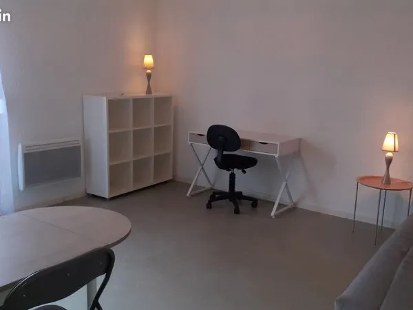 Studio meublé secteur Fac